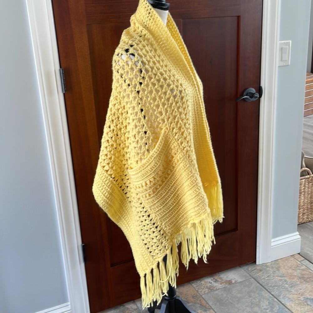 Crocheted shawl